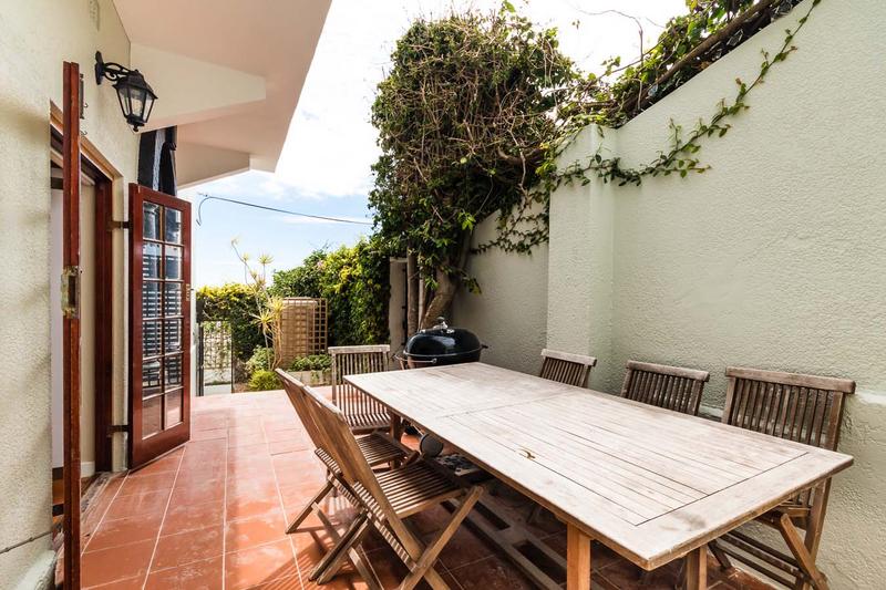 1 Bedroom Property for Sale in Green Point Western Cape
